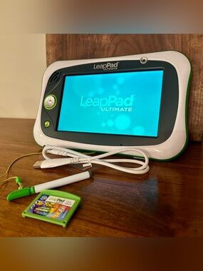 LeapFrog LeapPad Ultimate w Charger & Game Excellent Condition
